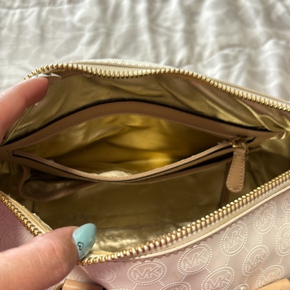 Small and cute bag with duster - Picture 5 of 8